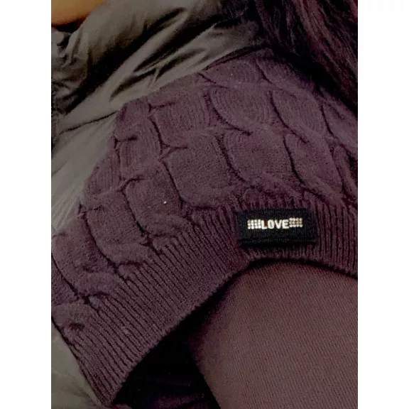 Plus size, kötött ujjú női pufi mellény állógallérral - Steppelt átmeneti felsőruházat "1615" - Csoki barna Plus size, kötött ujjú női pufi mellény állógallérral - Steppelt átmeneti felsőruházat "1615" - Csoki barna