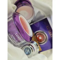   LUXELUX Botox Collagen Lifting & Firming Cream masszírozó applikátorral
