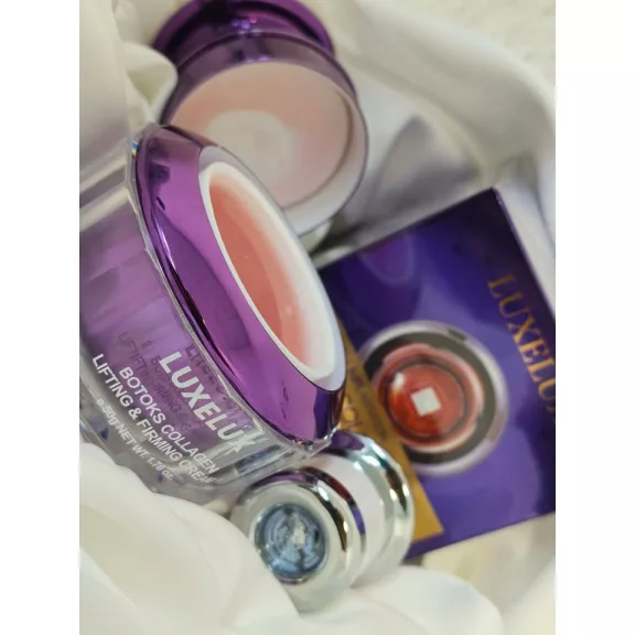 LUXELUX Botox Collagen Lifting & Firming Cream masszírozó applikátorral LUXELUX Botox Collagen Lifting & Firming Cream masszírozó applikátorral