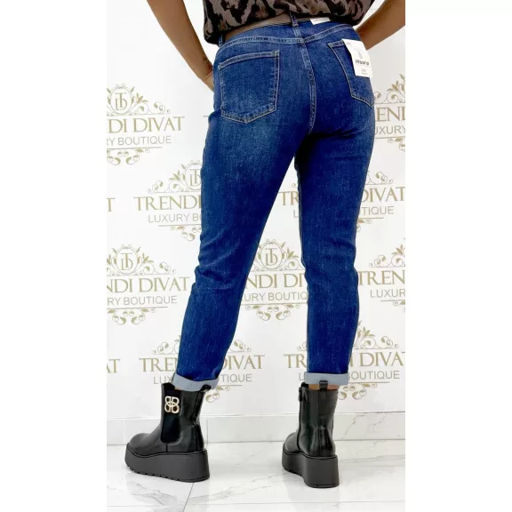Plus size, sötétkék Slim-Straight női farmer ezüstcsatos barna övvel "M1561-2" - XL Plus size, sötétkék Slim-Straight női farmer ezüstcsatos barna övvel "M1561-2" - XL