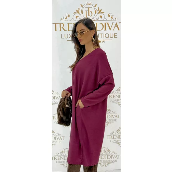 V-nyakú laza fazonú kötött női ruha – Oversize denevérujjú tunikaruha - bordó V-nyakú laza fazonú kötött női ruha – Oversize denevérujjú tunikaruha - bordó
