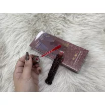 AGAG Dressable Lip Mask 03