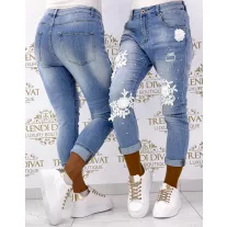   Special lace floral boyfriend jeans decorated with pearls - M