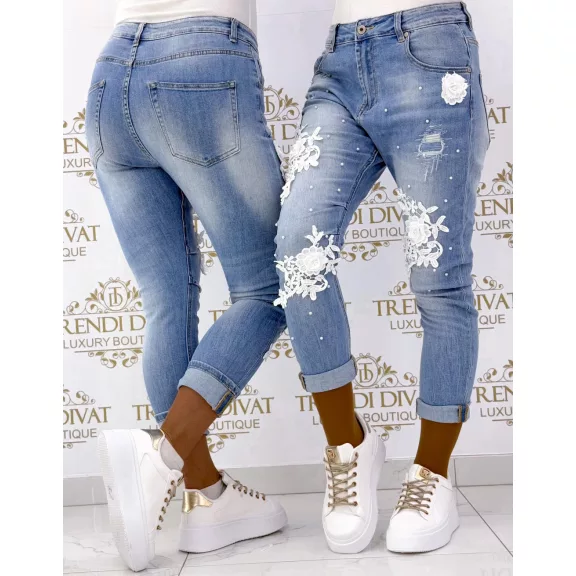 Special lace floral boyfriend jeans decorated with pearls - L Special lace floral boyfriend jeans decorated with pearls - L