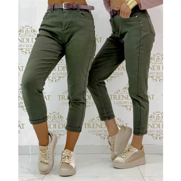 Magas derekú női mom fit farmernadrág, ajándék övvel "BF5796-53" - Keki zöld - XS