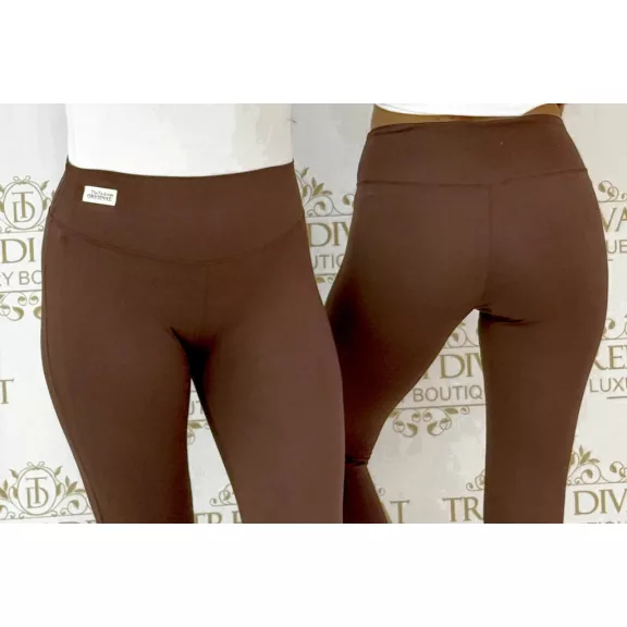 Szuper rugalmas matt sztreccs leggings fehér logóval "M60021" - Csoki barna - L Szuper rugalmas matt sztreccs leggings fehér logóval "M60021" - Csoki barna - L