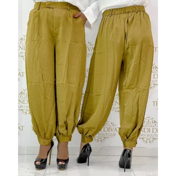 Szatén anyagú, elegáns fazonú, szára összegombolható nadrág - S/M - Zöld Szatén anyagú, elegáns fazonú, szára összegombolható nadrág - S/M - Zöld