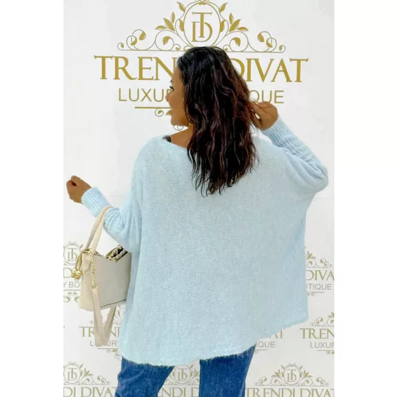 Oversize női kötött denevérujjú pulóver nyaklánccal – kék Oversize női kötött denevérujjú pulóver nyaklánccal – kék