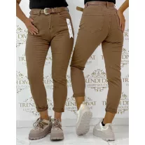   Magas derekú mogyoróbarna női mom fit nadrág barna övvel "BF5105-76" - XS