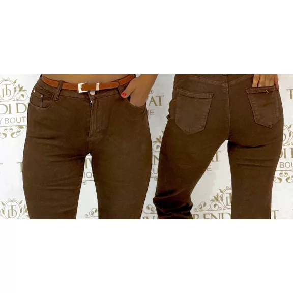 Barna magas derekú női trapéz farmernadrág – elegáns bootcut nadrág övvel "J3215-60" - M
