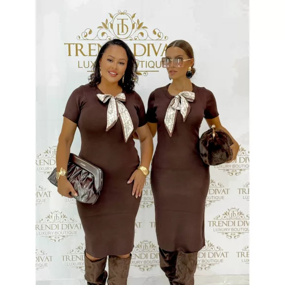 Masnis nyakú rövid ujjú kötött ruha – Elegáns midiruha „W265#” – Csoki barna Masnis nyakú rövid ujjú kötött ruha – Elegáns midiruha „W265#” – Csoki barna