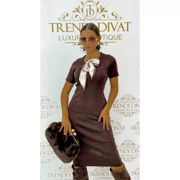 Masnis nyakú rövid ujjú kötött ruha – Elegáns midiruha „W265#” – Csoki barna Masnis nyakú rövid ujjú kötött ruha – Elegáns midiruha „W265#” – Csoki barna