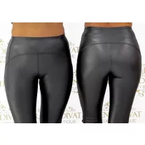   Alakformáló, bolyhos belsejű, bőr hatású, fekete színű leggings „6856” - Fekete - S