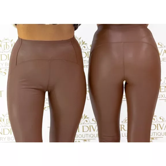 Alakformáló, bolyhos belsejű, bőr hatású, csokibarna színű leggings „6856” - Csoki barna - L Alakformáló, bolyhos belsejű, bőr hatású, csokibarna színű leggings „6856” - Csoki barna - L