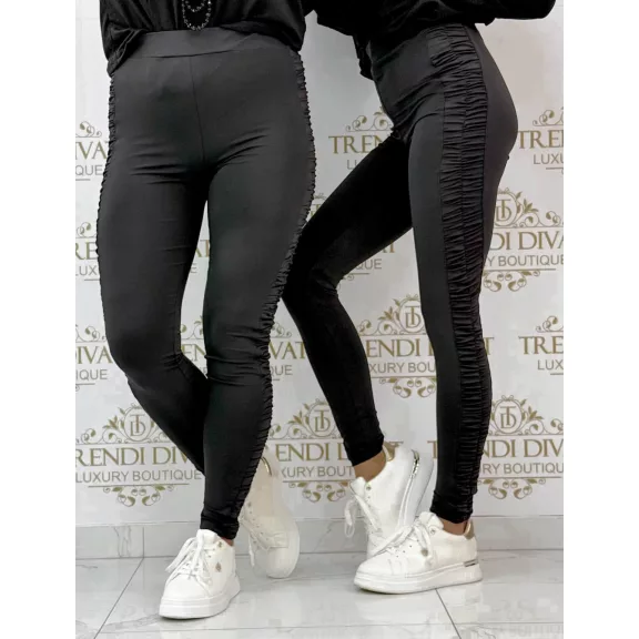 Magas derekú, oldalt ráncolt rugalmas anyagú leggings "M60002" - Fekete - L Magas derekú, oldalt ráncolt rugalmas anyagú leggings "M60002" - Fekete - L