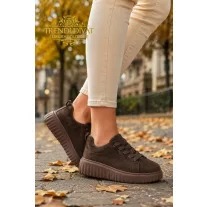   Bordázott talpú női velúr sportcipő – Csoki barna színű, platform fűzős sneaker - Csoki barna - 39