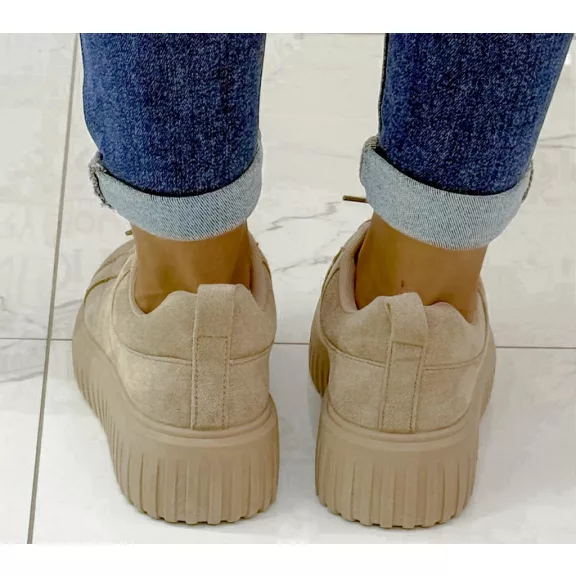Bordázott talpú női velúr sportcipő – Bézs színű, platform fűzős sneaker - Bézs - 39 Bordázott talpú női velúr sportcipő – Bézs színű, platform fűzős sneaker - Bézs - 39