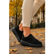   Bordázott talpú női velúr sportcipő – Fekete színű, platform fűzős sneaker - Fekete - 39