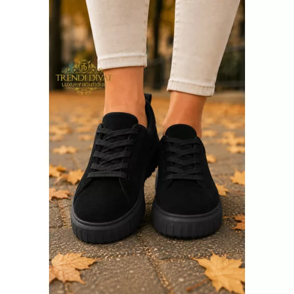 Bordázott talpú női velúr sportcipő – Fekete színű, platform fűzős sneaker - Fekete - 39