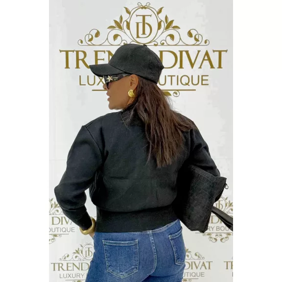 Women's V-neck knitted sweater with large decorative buttons "PE305#" - Black