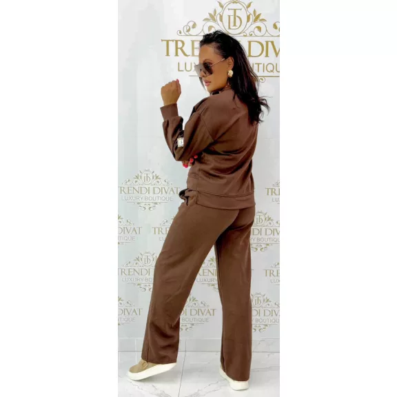 Women's warm set with loose legs decorated with "Lucky" appliqué - Chocolate