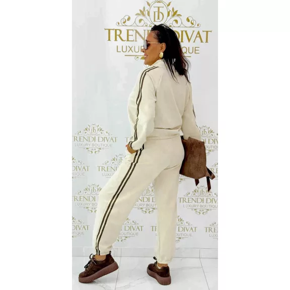 Side-striped women's warm-up set - two-piece leisure set with zipper - Beige
