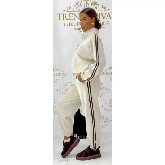 Side-striped women's warm-up set - two-piece leisure set with zipper - Beige