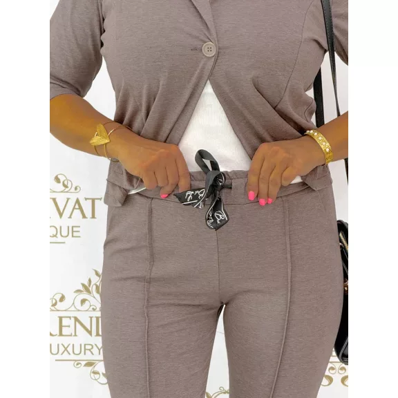 Two-piece set with billet blazer and hem-stitched trousers - Mid Brown