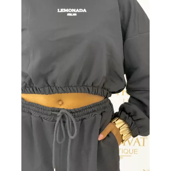 "Lemonada ateiler" printed crop hooded sweatshirt and sweatpants combination - Black "Lemonada ateiler" printed crop hooded sweatshirt and sweatpants combination - Black