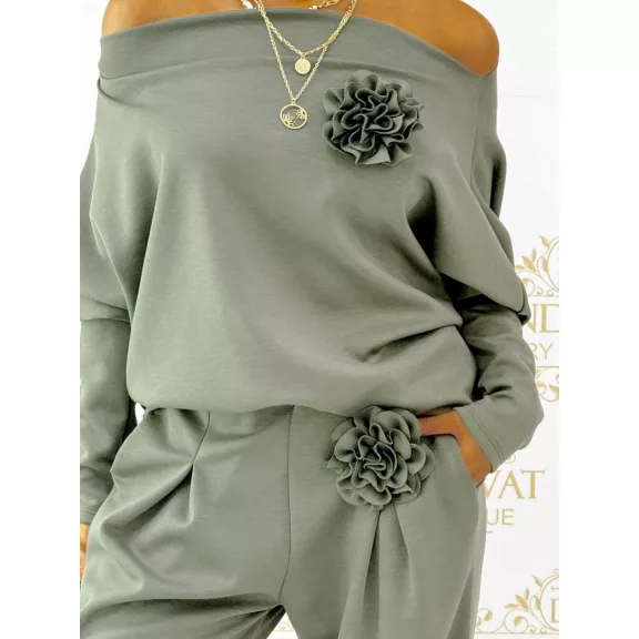 Two-piece casual ensemble with 3D removable floral decoration - Khaki