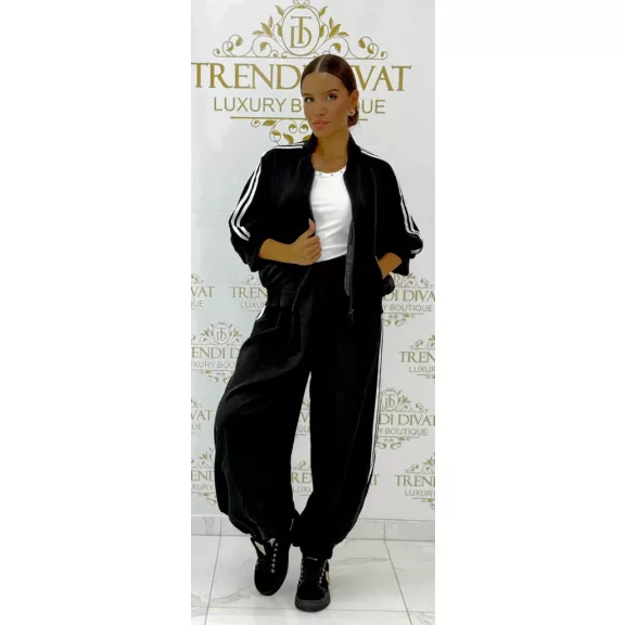Women's leisure ensemble with side stripes - Zip-up 3/4-sleeve top + pants set - Black
