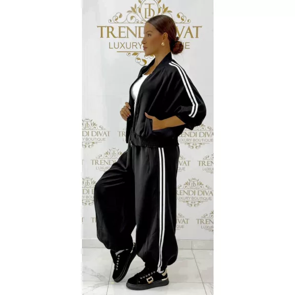 Women's leisure ensemble with side stripes - Zip-up 3/4-sleeve top + pants set - Black