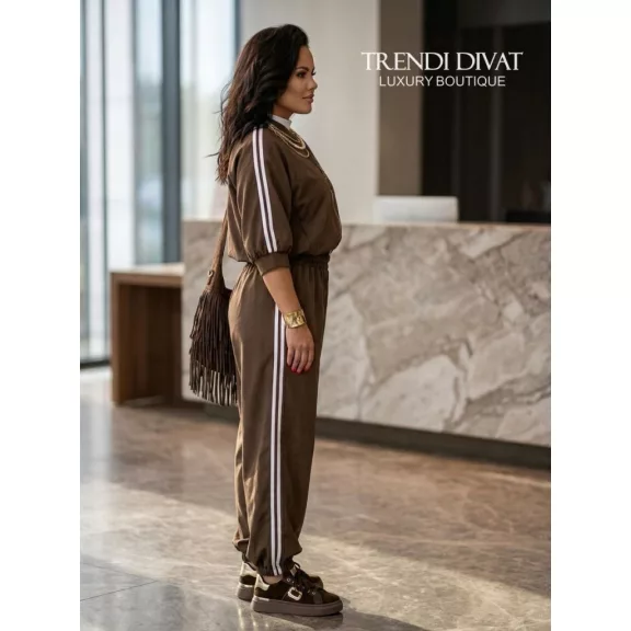 Women's leisure ensemble with side stripes - Zip-up 3/4-sleeve top + pants set - Mid Brown