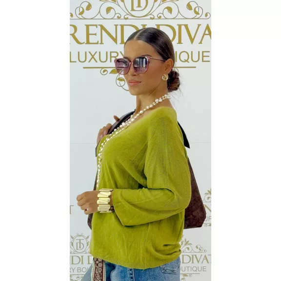 V-neck, bat sleeve, soft fit women's knitted top - Green