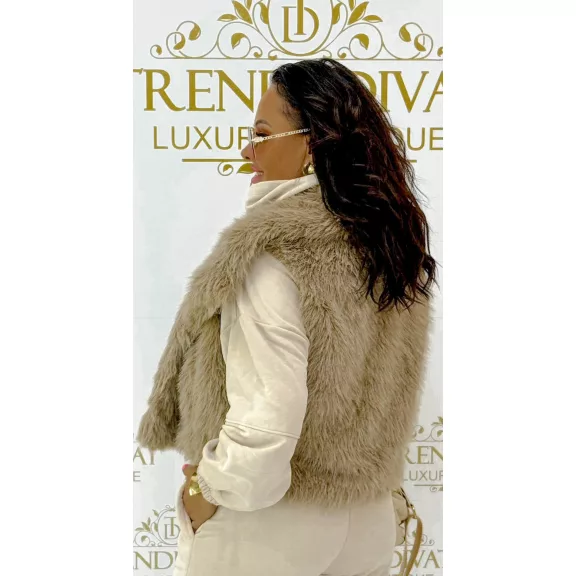 Faux fur vest with large collar "25007" - Black / L