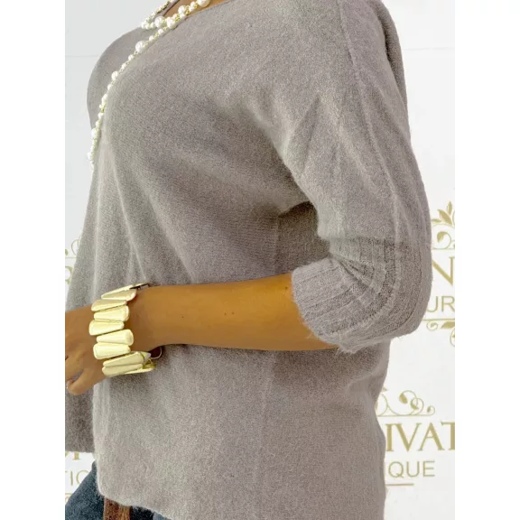 V-neck, soft mohair-effect knit top with ribbed cuffs - Mid Brown
