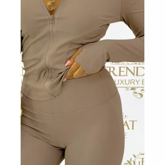 Alakformáló fitness szett cipzáros felsővel és leggingsszel "S90111" - Camel barna