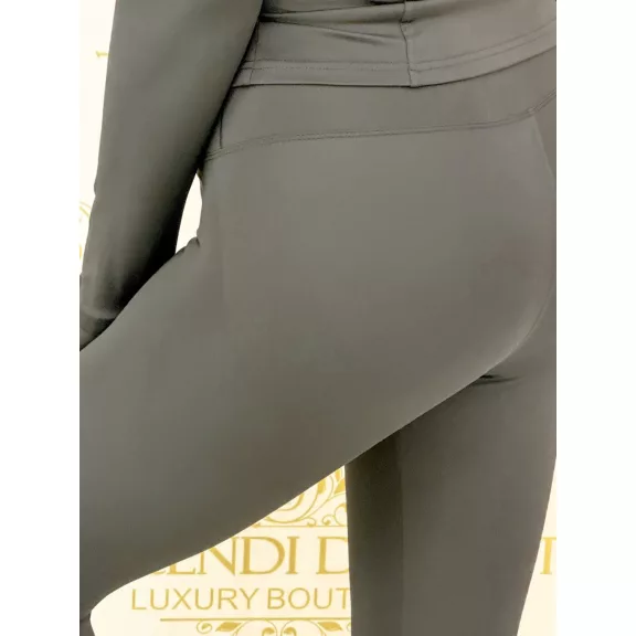 Alakformáló fitness szett cipzáros felsővel és leggingsszel "S90111" - Fekete