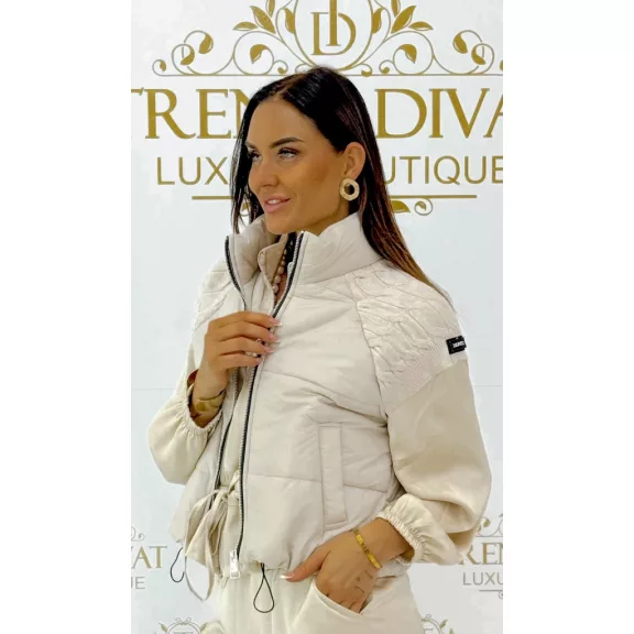 Stand-up collar, short style, quilted, zippered vest - Beige