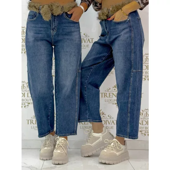 Mom fit magas derekú kék farmernadrág szőrmés övvel díszítve "BG1853-3G" - XL Mom fit magas derekú kék farmernadrág szőrmés övvel díszítve "BG1853-3G" - XL