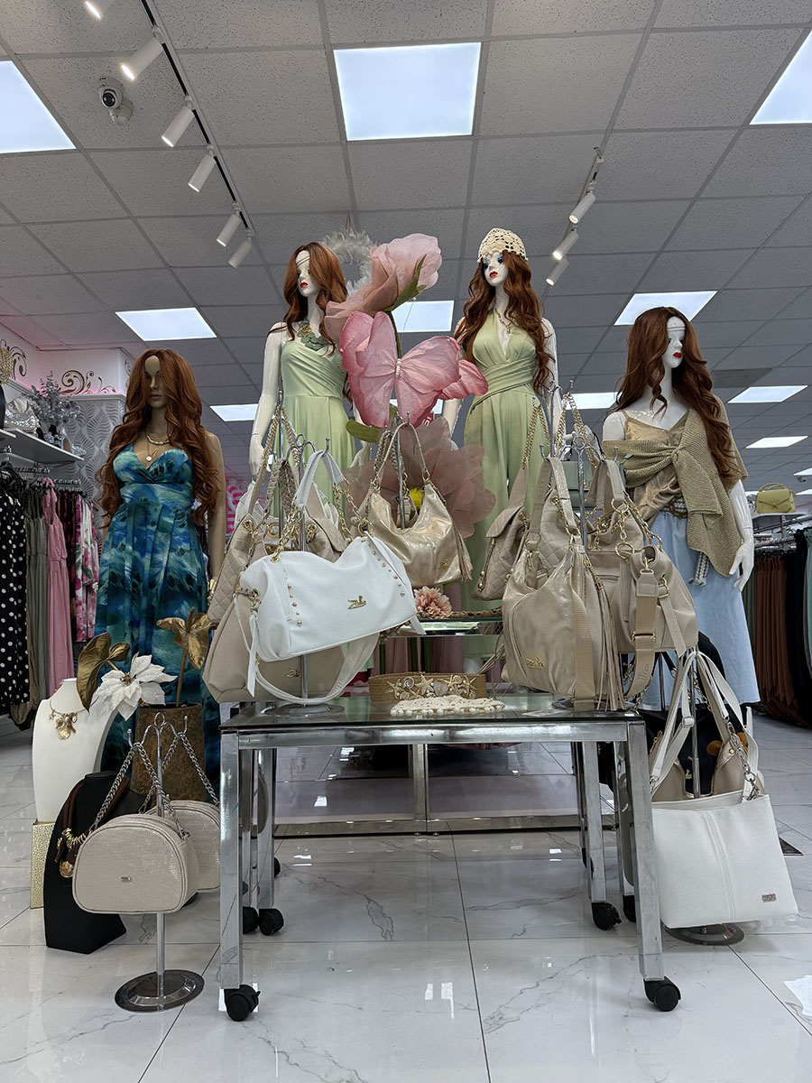 6/9:Trendi Divat Butik