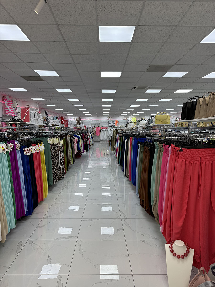 2/9:Trendi Divat Butik